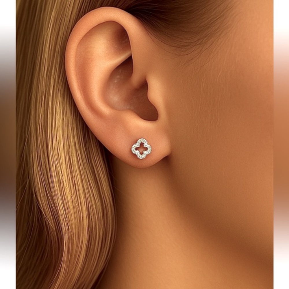 Petite 925 sterling silver clover stud earrings screw back